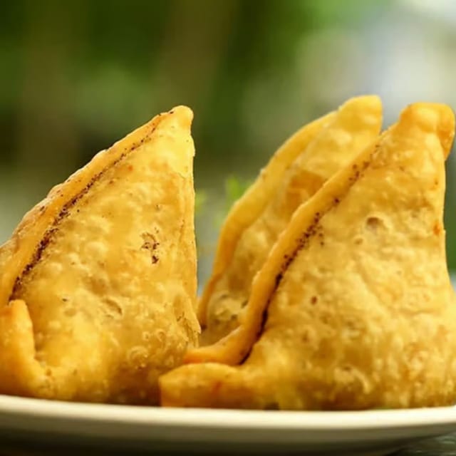 Samosa (2 Pieces).